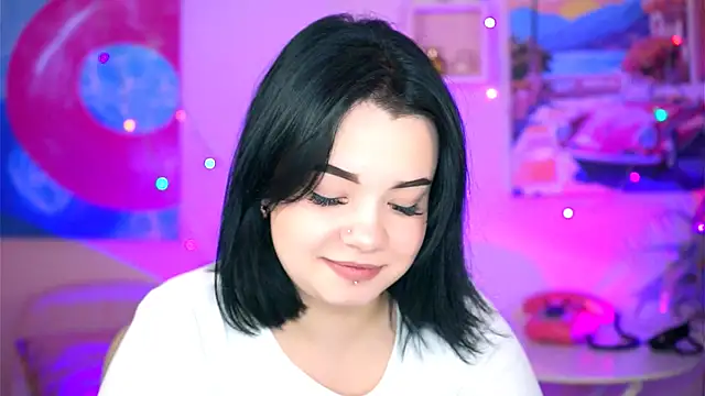 leslierowe  online show from September 28, 4:23 pm