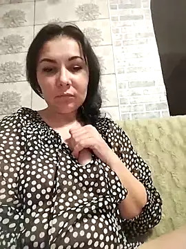 Mia24Blove online show from November 8, 4:12 pm