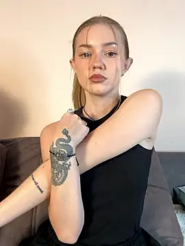 MilaMoone online show from January 16, 11:39 am