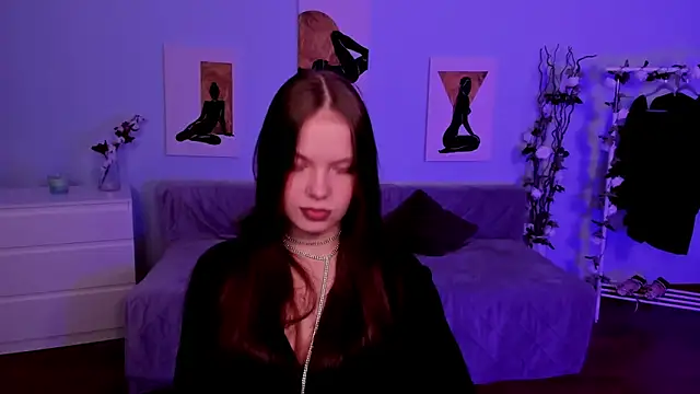 BetsyKiss online show from February 1, 5:12 pm