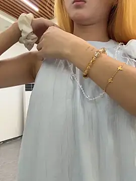 yuki june online show from September 21, 8:24 am