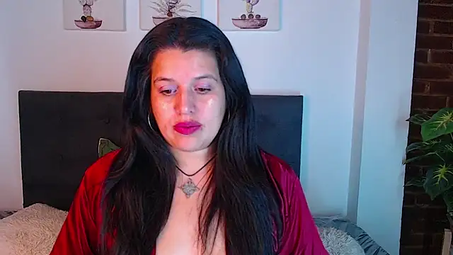 Andrea secret  online show from October 31, 2:10 pm