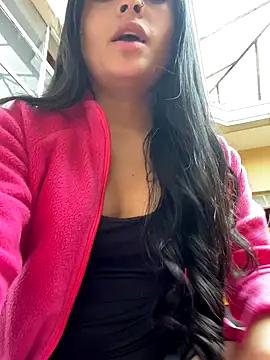 Snapshot of Karla_1-2 chatting on October 17, 6:33 pm Karla 1-2 online show from October 17, 6:33 pm