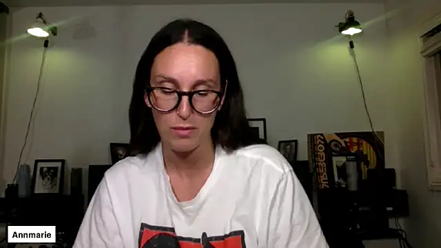 Snapshot of annmarieferrara chatting on October 8, 2:38 am annmarieferrara online show from October 8, 2:38 am