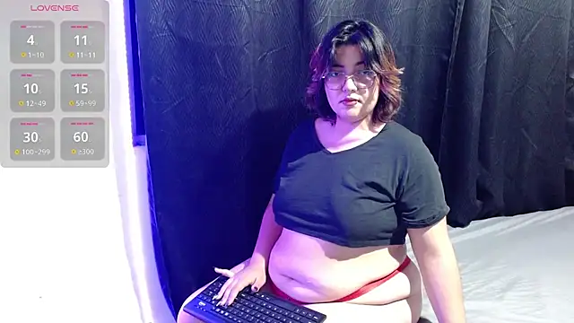 Roxy f w online show from November 8, 12:04 am