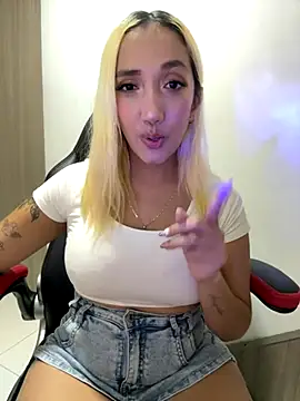 Isa klein online show from November 17, 9:48 pm