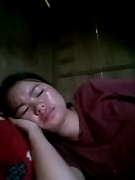 emly-xinh18 online show from September 28, 2:51 am