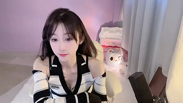 ai-ai-mi online show from November 12, 1:14 am