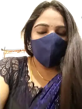 Snapshot of hottamil_honey_couples chatting on October 12, 8:06 am hottamil honey couples online show from October 12, 8:06 am