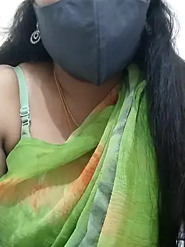 Snapshot of hottamil_honey_couples chatting on September 25, 3:49 am hottamil honey couples online show from September 25, 3:49 am