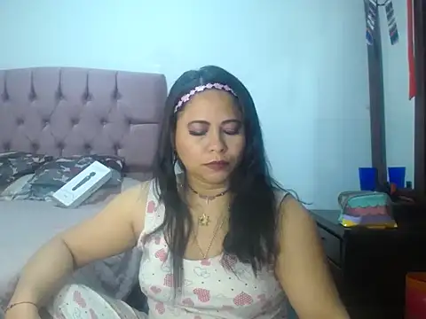 Snapshot of PamelaMartin chatting on October 9, 1:59 pm PamelaMartin online show from October 9, 1:59 pm