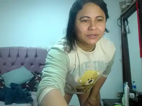 Snapshot of PamelaMartin chatting on October 1, 3:06 pm PamelaMartin online show from October 1, 3:06 pm