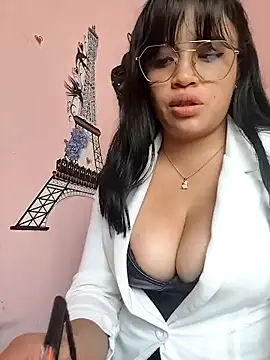 Snapshot of MILA__06 chatting on September 24, 2:27 pm MILA 06 online show from September 24, 2:27 pm