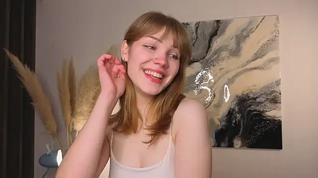 pienaple online show from January 14, 4:06 am