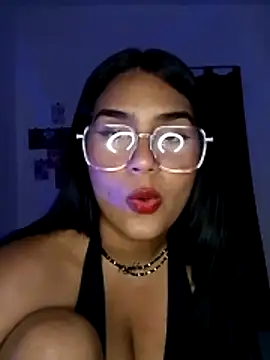 Renata Zoe online show from November 9, 2:07 am