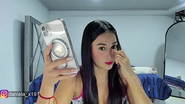 Daniela x19 online show from February 6, 1:09 am