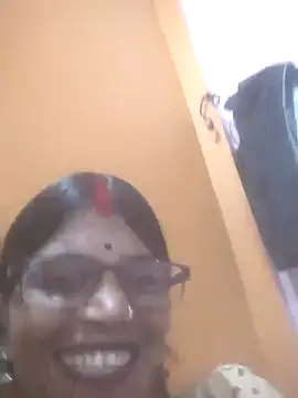 Hott cutgirl online show from October 2, 4:01 pm