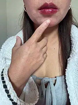 Milky-milk online show from December 21, 2:16 am