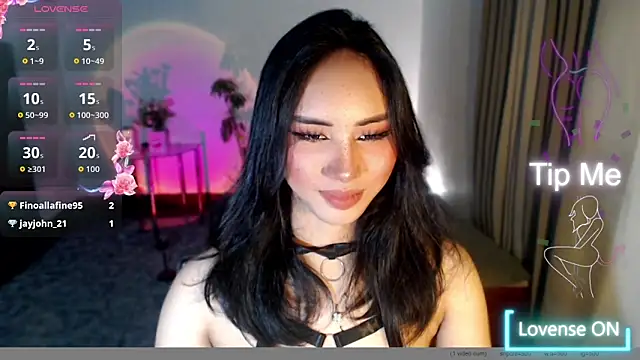 Divine Goddesss online show from November 3, 5:33 am