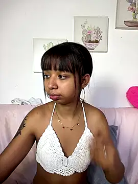 Suzanelee1 online show from December 14, 6:14 pm