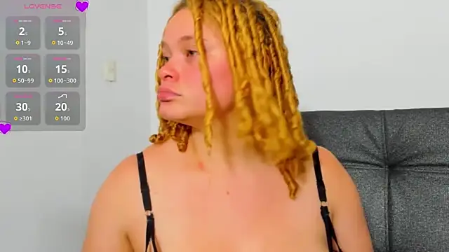 Cherrysweetyx online show from March 9, 4:32 pm