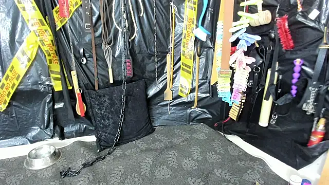 BDSM MEDUZA online show from April 10, 6:30 am