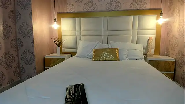 BDSM MEDUZA online show from June 5, 9:21 pm