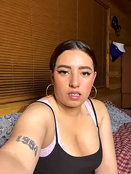 Snapshot of Dani_and_Ander chatting on September 22, 11:58 pm Dani and Ander online show from September 22, 11:58 pm