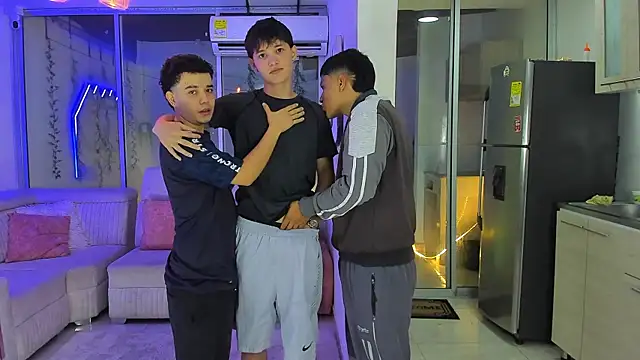 Houseofwarrios online show from January 13, 5:46 am