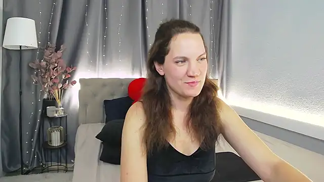 Snapshot of IvetaRayy chatting on October 16, 1:14 pm IvetaRayy online show from October 16, 1:14 pm