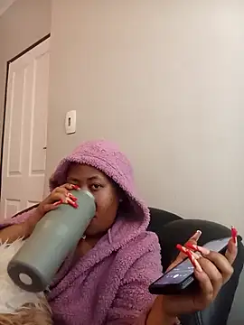 BubblyBeautiful online show from October 20, 2:42 pm