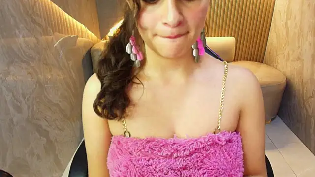 dany r  online show from October 16, 1:58 pm