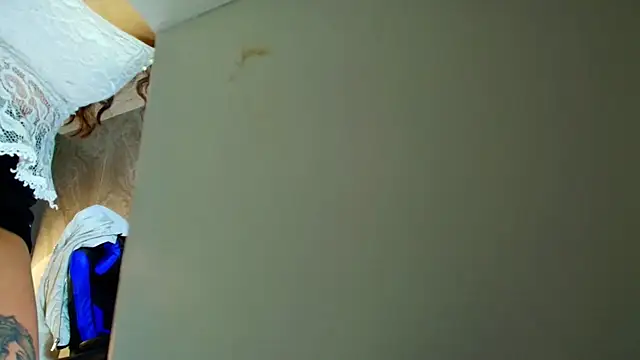 dany r  online show from November 8, 2:11 pm