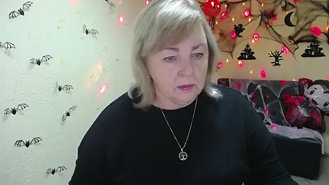 MilenaWedxy online show from October 26, 5:47 am