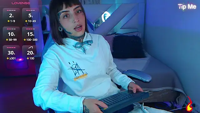 Gyal 8  online show from October 20, 3:09 am