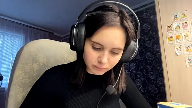 Snapshot of MollyPartey chatting on September 30, 2:22 pm MollyPartey online show from September 30, 2:22 pm