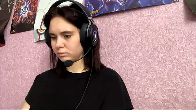 Snapshot of MollyPartey chatting on September 27, 7:26 am MollyPartey online show from September 27, 7:26 am