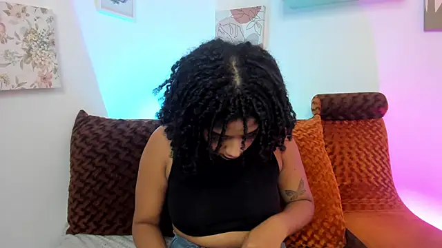 camilafoox7 online show from December 4, 3:20 am