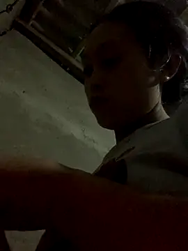 Halyy xx online show from October 13, 2:20 pm