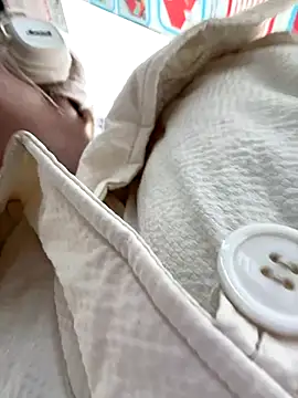 RonnieKiss online show from October 11, 4:28 am