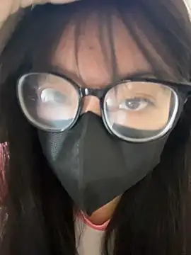 AZ37866 online show from April 14, 3:34 pm