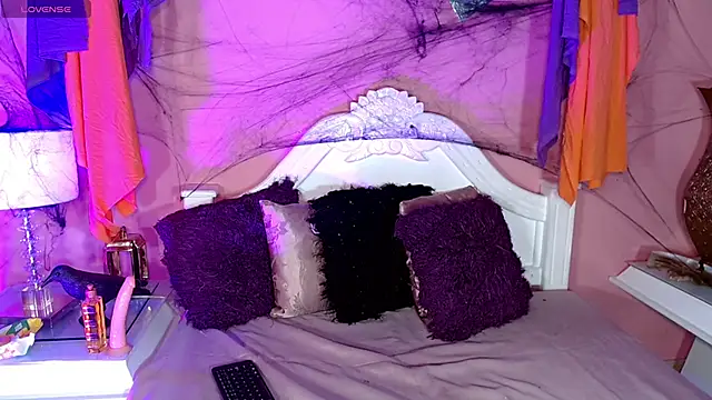  IsabellaRousse online show from October 18, 7:48 pm