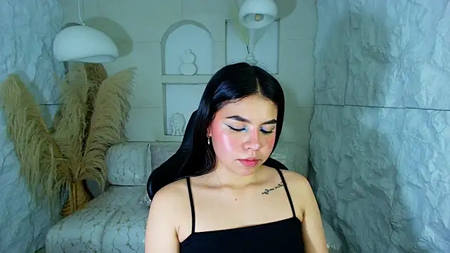 ambarina r online show from October 22, 3:11 am