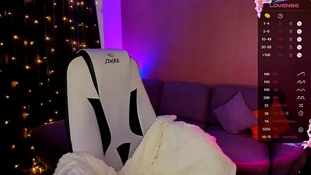 LinaBlossom  online show from December 2, 8:38 am