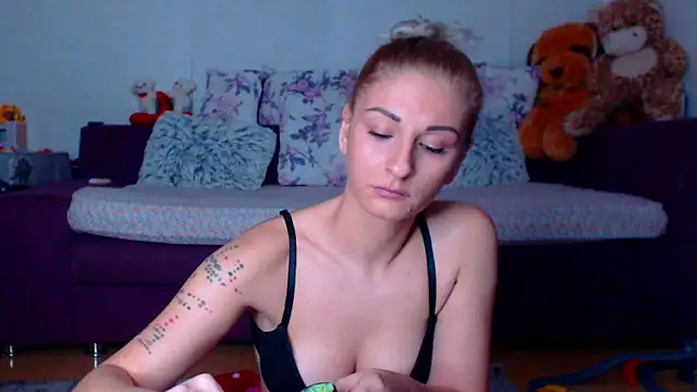 CassieSpell online show from February 11, 9:27 pm