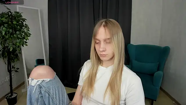 mellisadream online show from October 17, 5:32 am
