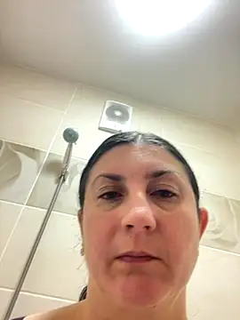 Snapshot of oksana1990 chatting on October 16, 8:50 am oksana1990 online show from October 16, 8:50 am