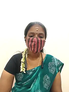 Snapshot of Tamil_Yalini12 chatting on October 1, 7:52 pm Tamil Yalini12 online show from October 1, 7:52 pm