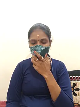 Snapshot of Tamil_Yalini12 chatting on October 28, 7:03 am Tamil Yalini12 online show from October 28, 7:03 am