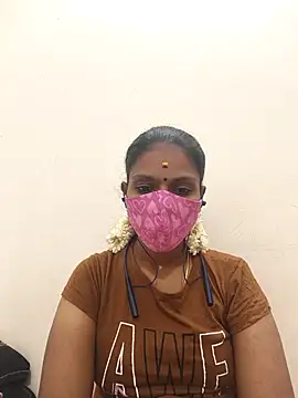 Snapshot of Tamil_Yalini12 chatting on October 12, 6:54 pm Tamil Yalini12 online show from October 12, 6:54 pm